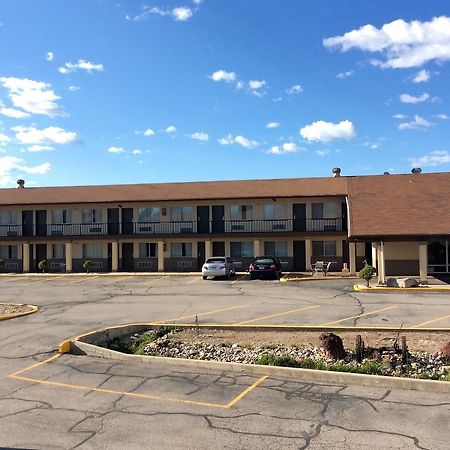 Econo Lodge Beaver Buitenkant foto