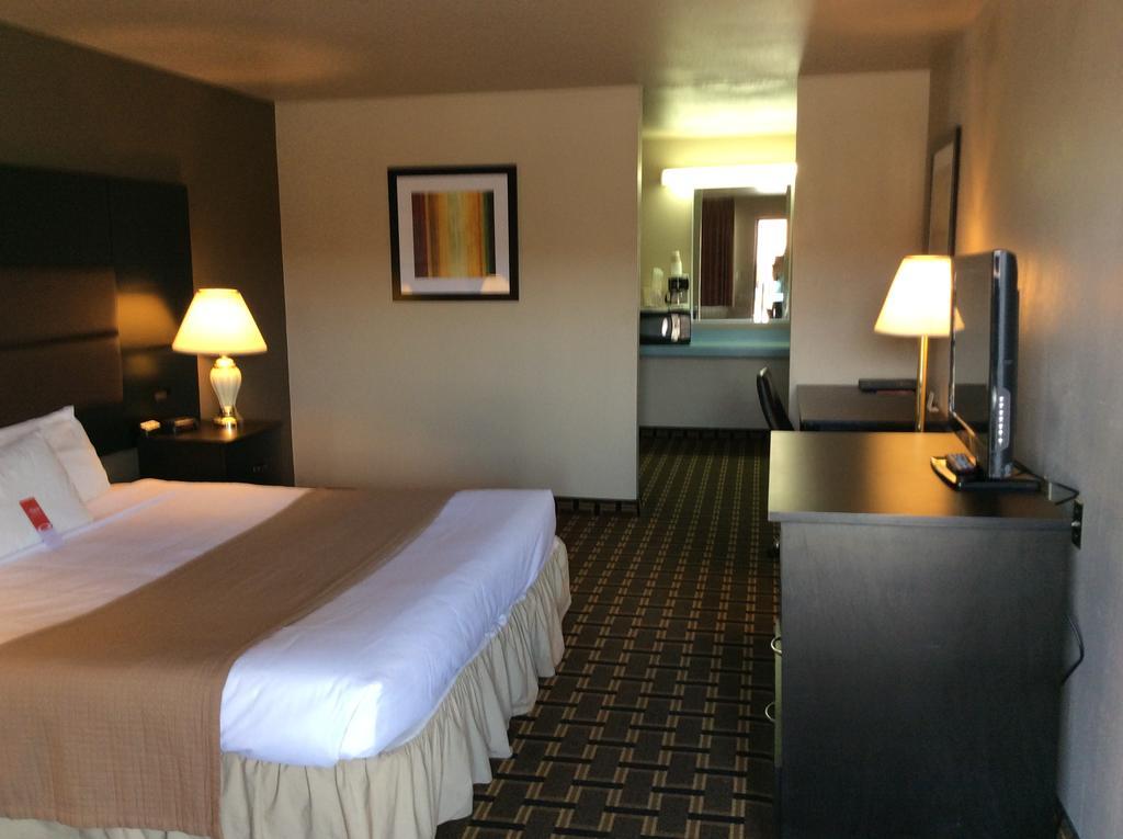 Econo Lodge Beaver Buitenkant foto