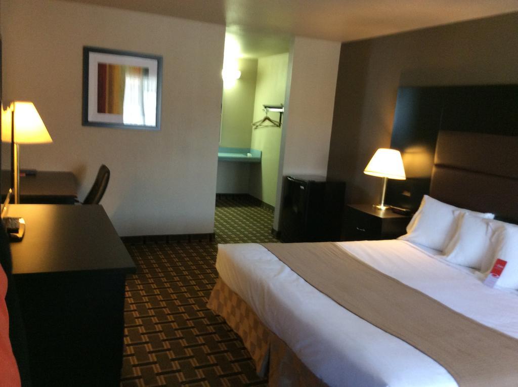 Econo Lodge Beaver Buitenkant foto