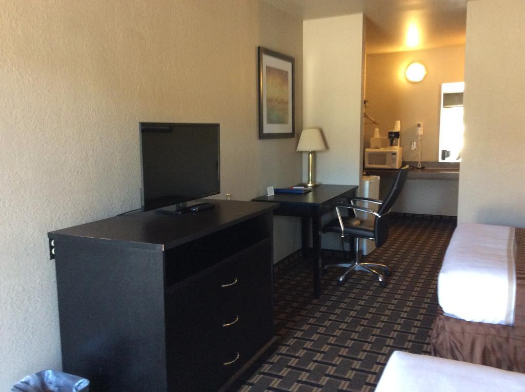 Econo Lodge Beaver Buitenkant foto