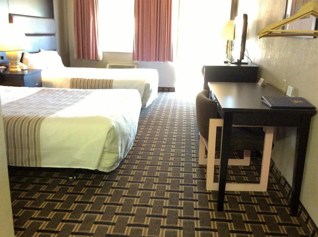 Econo Lodge Beaver Buitenkant foto
