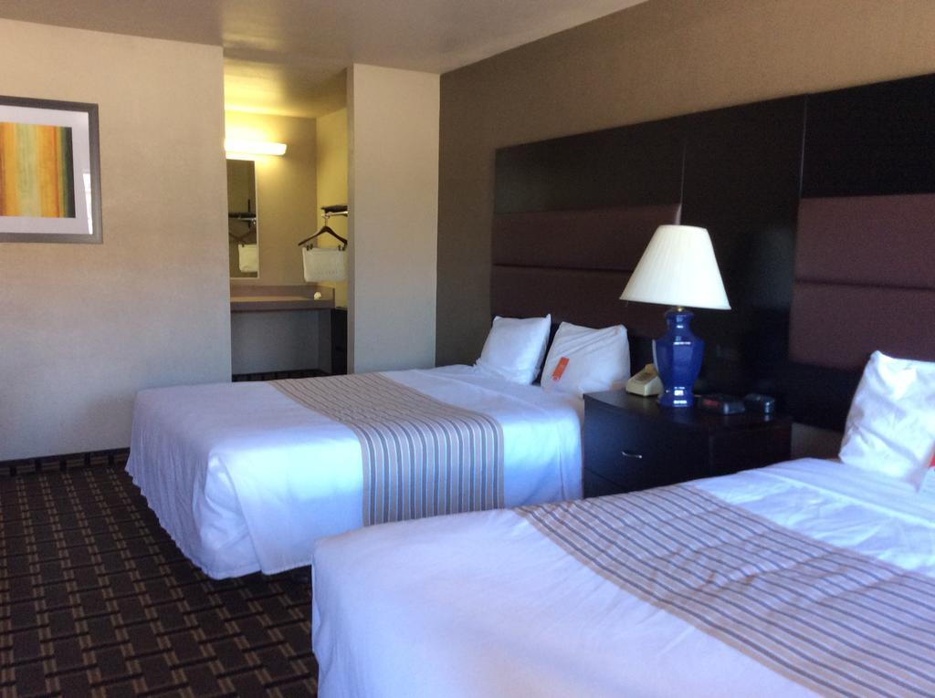 Econo Lodge Beaver Buitenkant foto