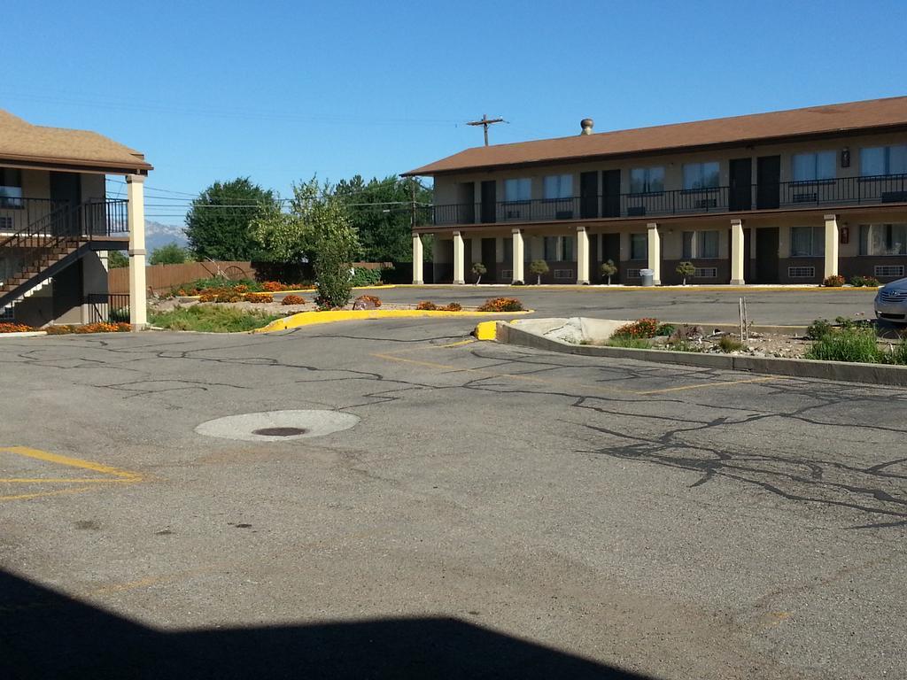 Econo Lodge Beaver Buitenkant foto